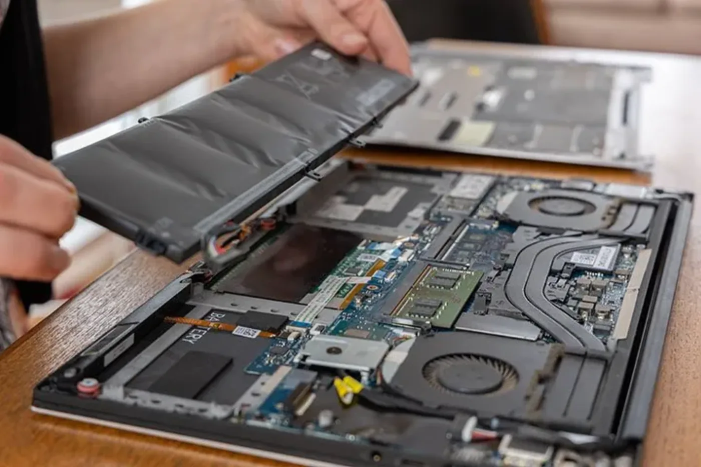 HP Batarya Değişimi — LaptopServisi.tr