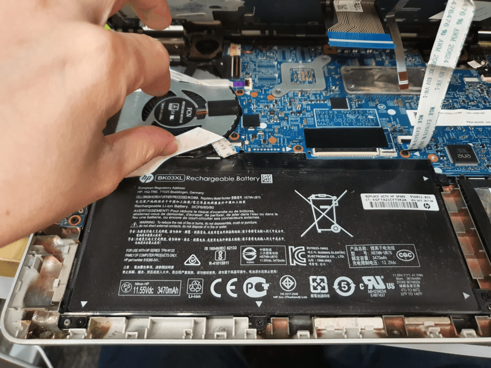 Laptop batarya pil değişimi — Perpa LaptopServisi.tr