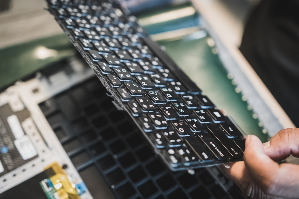 Samsung Klavye Değişimi — LaptopServisi.tr